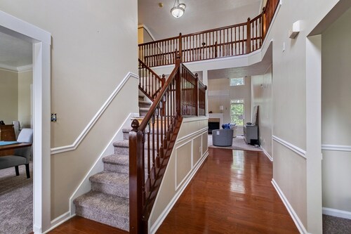 Incredibly Spacious Carmel Home With Fully Equipped Kitchen - 4700 Sq Ft! Sleeps 15! Pet Friendly! 6 Bedroom Home by RedAwning