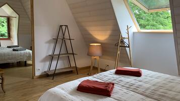 5 slaapkamers, een strijkplank/strijkijzer