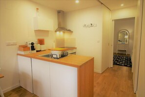 Fridge, microwave, coffee/tea maker, toaster