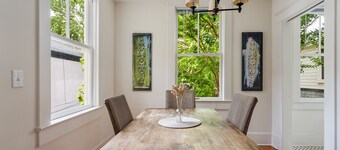Downtown Luxury |Rutledge Avenue Inn (Suite C)