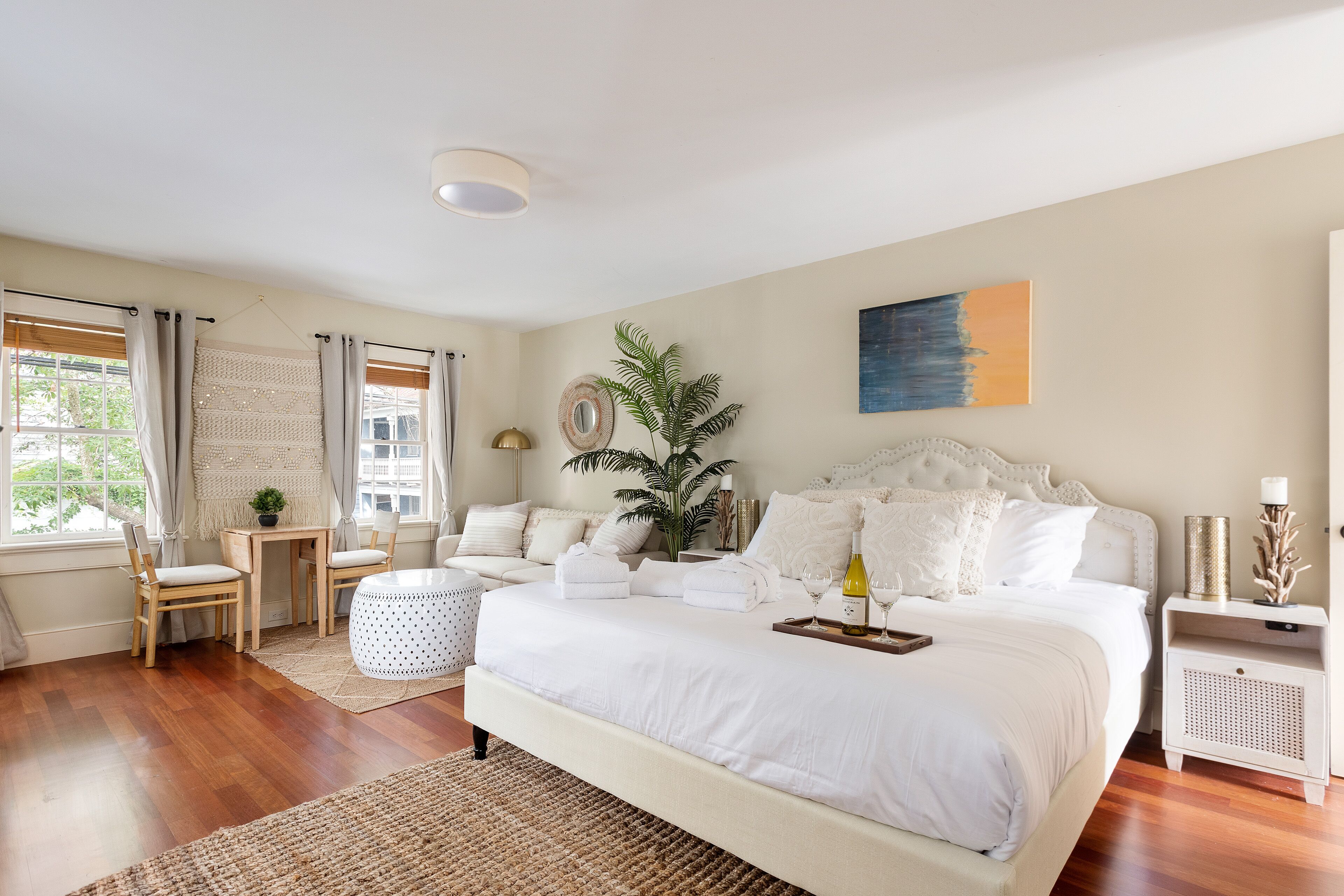 1 chambre, fer et planche à repasser, accès Internet