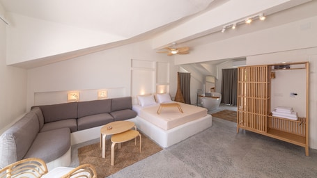 1 habitación, escritorio y sistema de insonorización . L'olive Homes