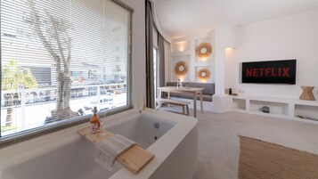 Superior | 1 bedroom, desk, soundproofing, iron/ironing board