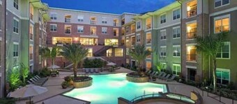 New fully furnished Med Center Apt By NRG Stadium