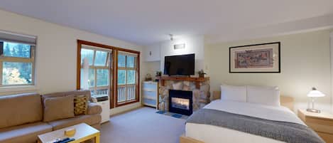 Iron/ironing board, WiFi, wheelchair access