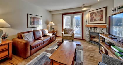 Cozy 2- bedroom, great for families!