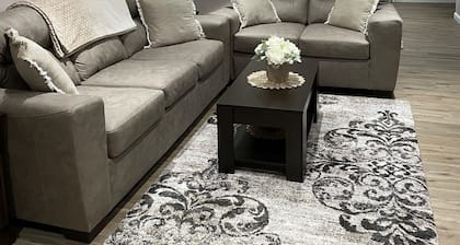 Luxurious, private, contemporary 1BR apartment in Ithaca NY!