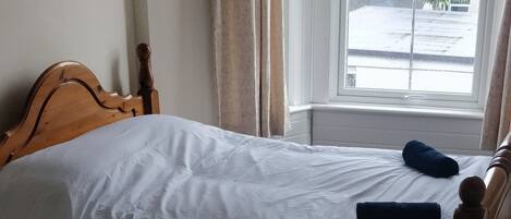 2 habitaciones y acceso a internet