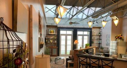 Green Door Lofts-Waco Rose - Silos/Downtown