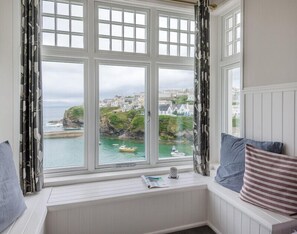 Interior - Folly 2 (Port Isaac)