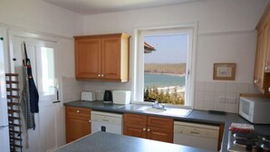 Cottage | Bếp riêng