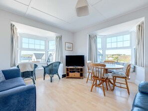 Cottage | Living area | DVD player