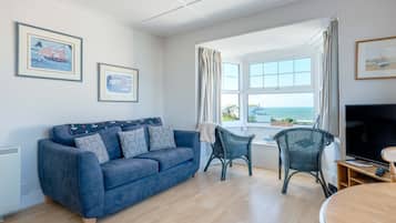 Cottage | Living area | DVD player