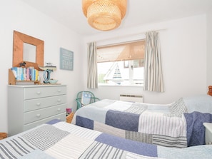 3 bedrooms, individually decorated, individually furnished, free WiFi