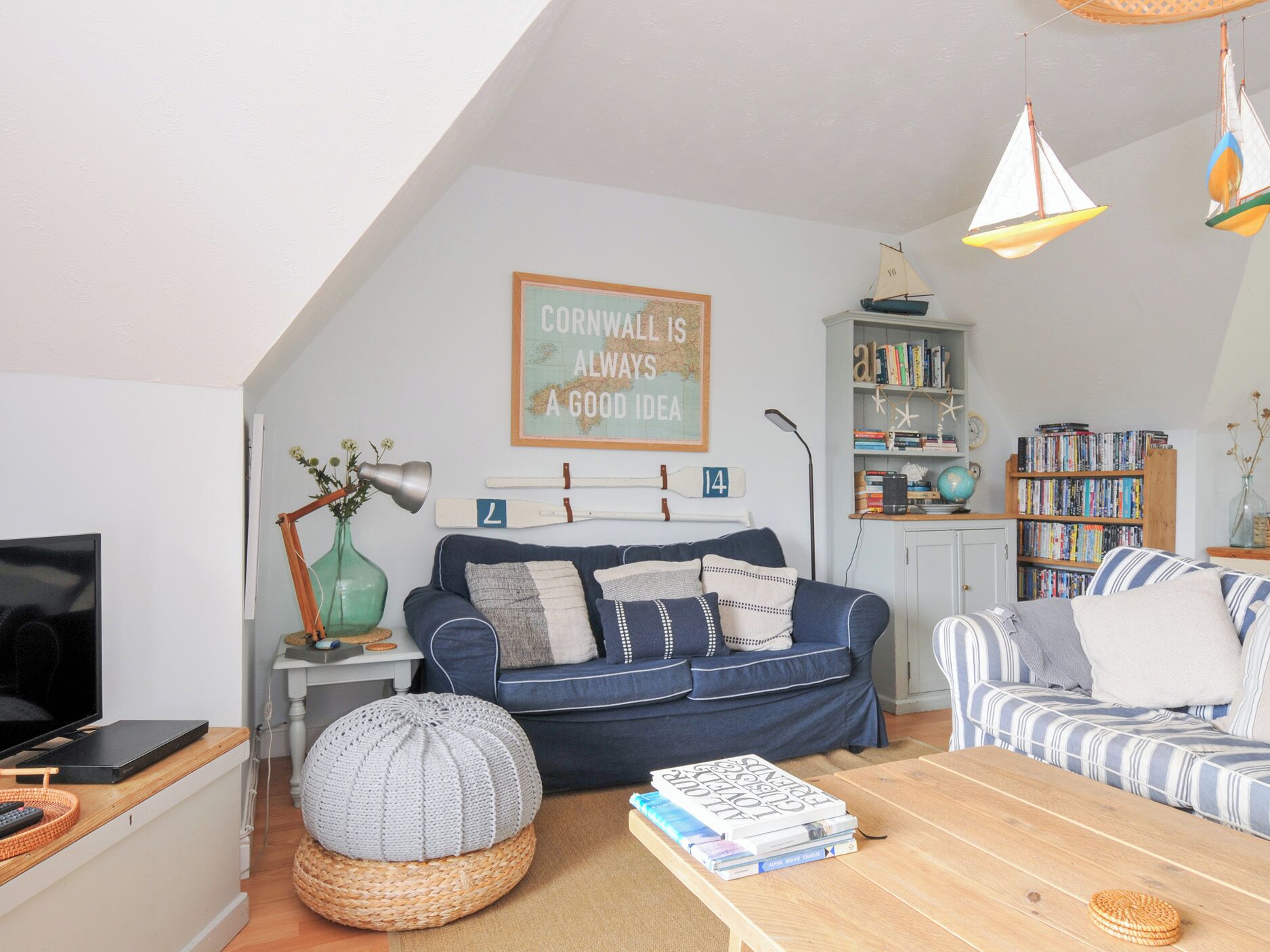 Cottage | Living area