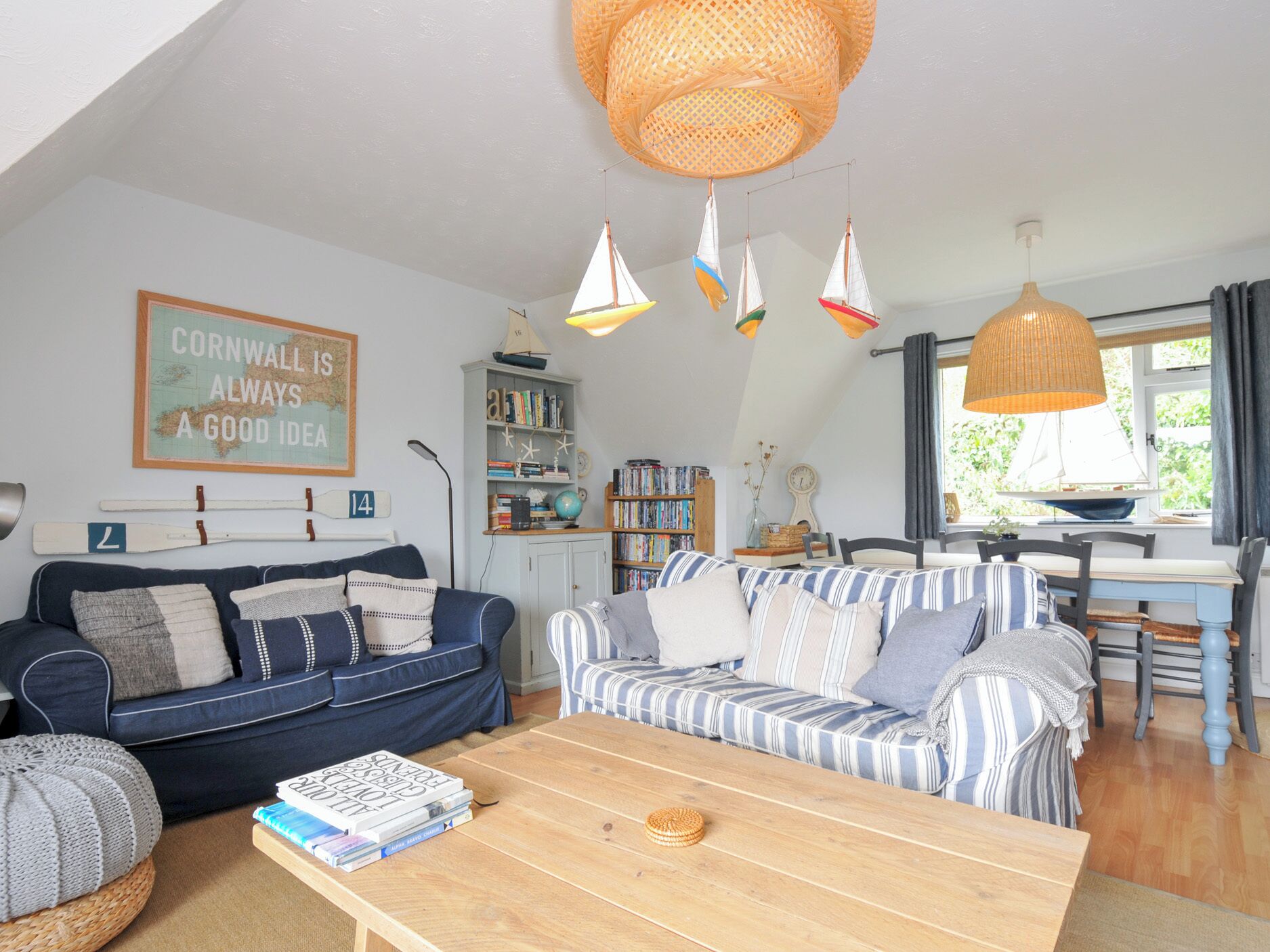 Cottage | Living area