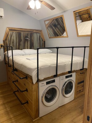 1 多间卧室、熨斗/熨衣板、WiFi、床单