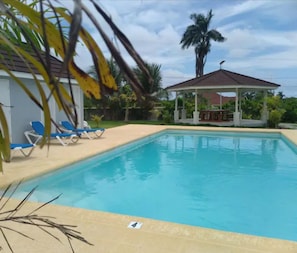 Außenpool, beheizter Pool