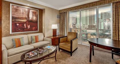 MGM Signature Balcony Suite 8705 NO RESORT FEE