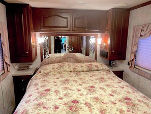 1 Schlafzimmer, Schreibtisch, Bügeleisen/Bügelbrett, kostenloses WLAN
