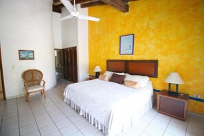 3 bedrooms, iron/ironing board, bed sheets - Magnificent 3BR Condo with Private Balcony and Views (Puerto Vallarta)