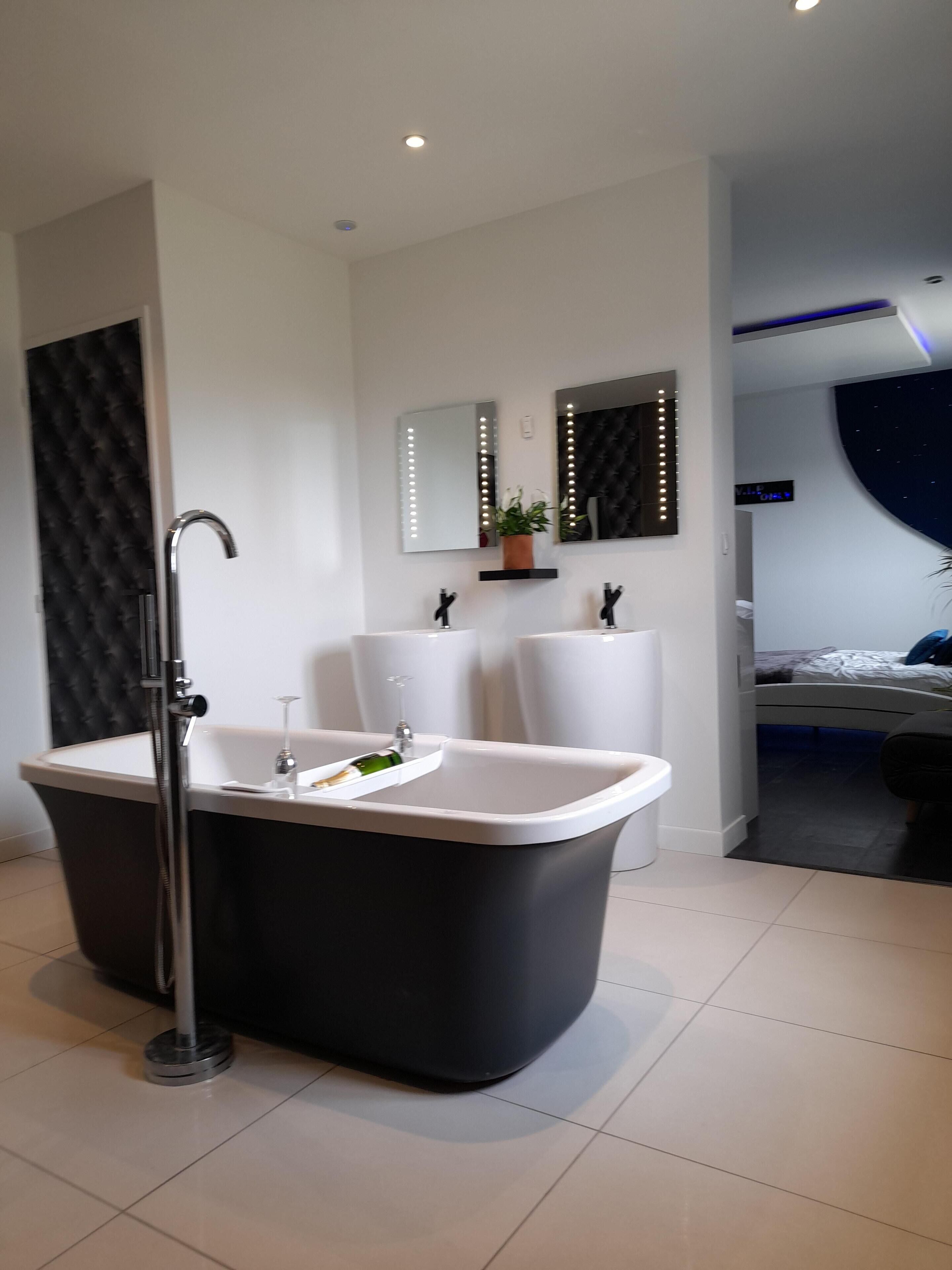 Family Cottage, Ensuite | Bathroom