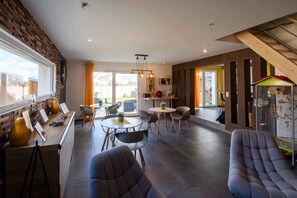 ファミリー ハウス エンスイート | 1 室のベッドルーム