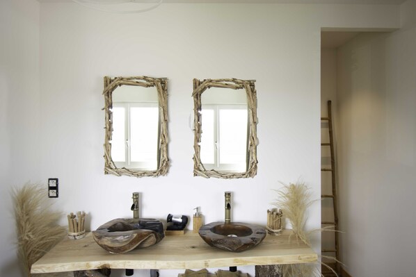 Deluxe Suite, Ensuite (chambre dune) | Bathroom - Chambres 2 Caps (Ambleteuse)