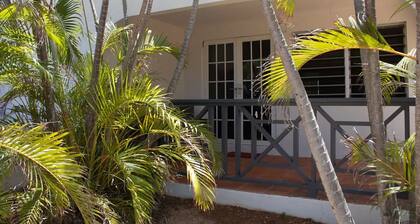 Fully Equipped Island Apartment with Fruit Garden