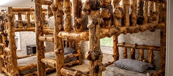 Beautiful Private Updated Farmhouse 