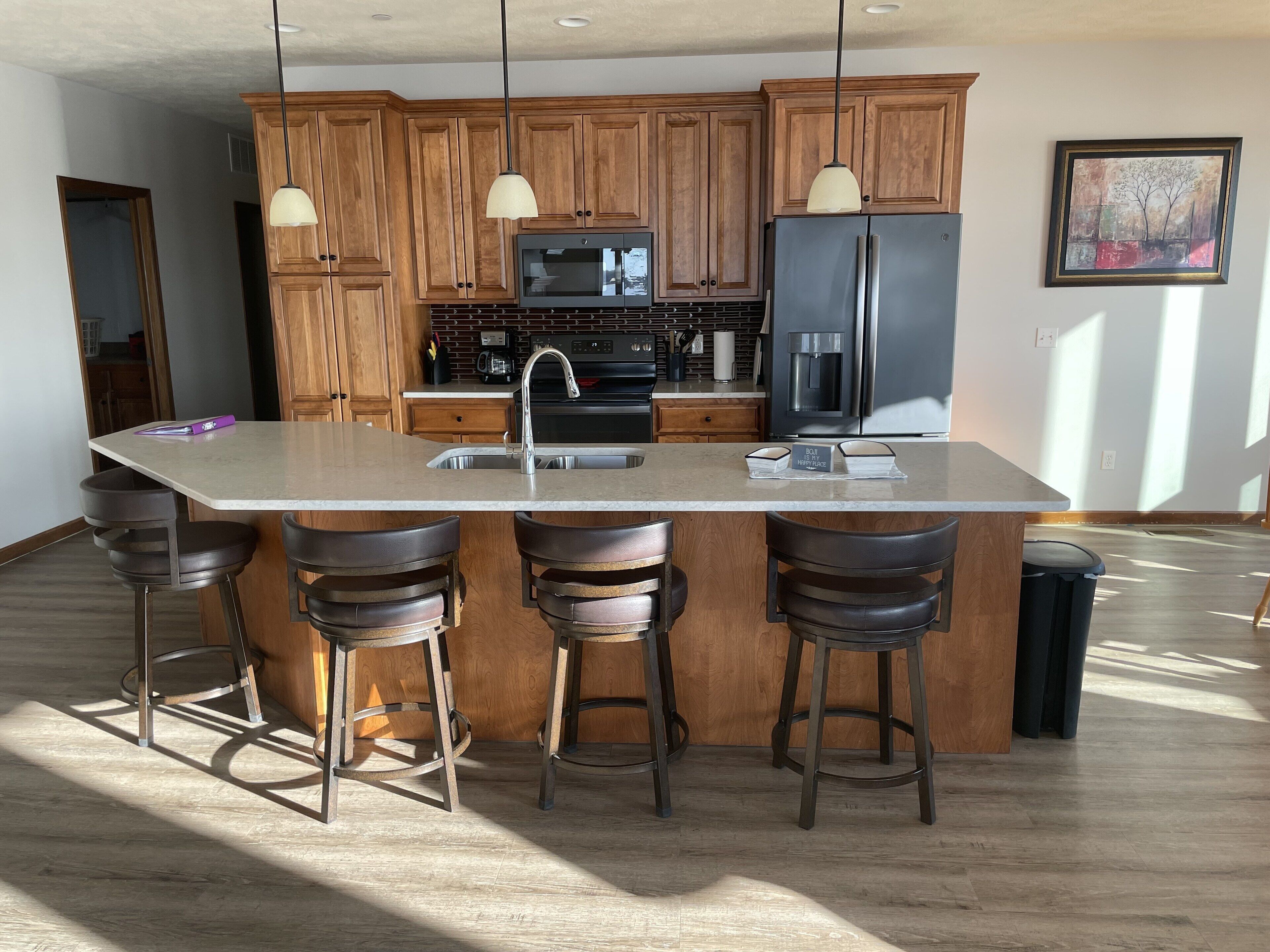 Lakefront Condo - Family Friendly/FREE HOIST
