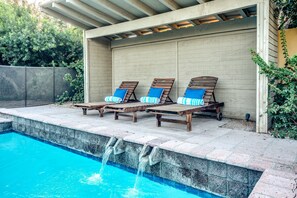 Pool - Super Bowl Retreat - Central Phx! Walkable to Food, Entertainment (Phoenix)