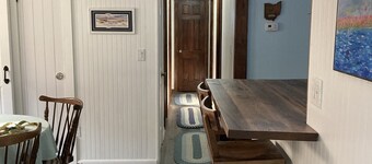 Entire house two blocks from Lake Erie beach & one block from park/playground