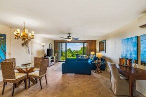 Smart TV, DVD player