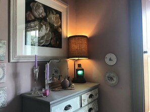 Interior - Seaside terraced house, beside the beach in popular golf location (North Berwick)