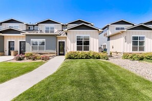 Townhome, Multiple Beds (226 Osiander St. Unit D) | Exterior