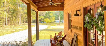 Quaint Little Cabin with a view.