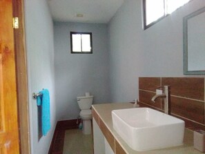 Bathroom - Excellent Costa Rican Experience (Tamarindo)
