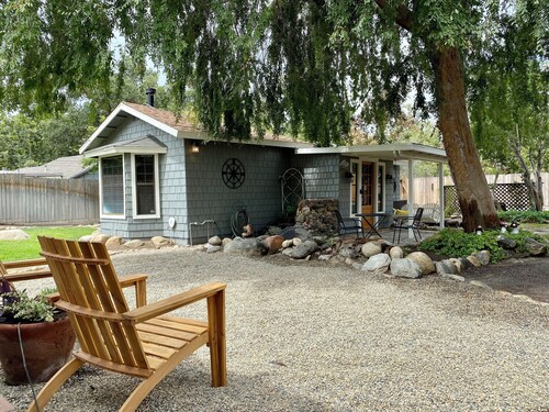 Sequoia Escape . Close to The  Springville Ranch Venue & Sequoia Nat. Park.