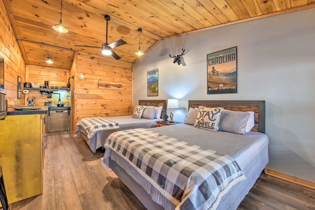 1 bedroom, free WiFi, bed sheets