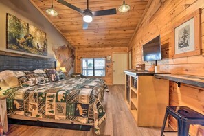 Room - The Lodge Nantahala River-Bryson City NC (Bryson City)