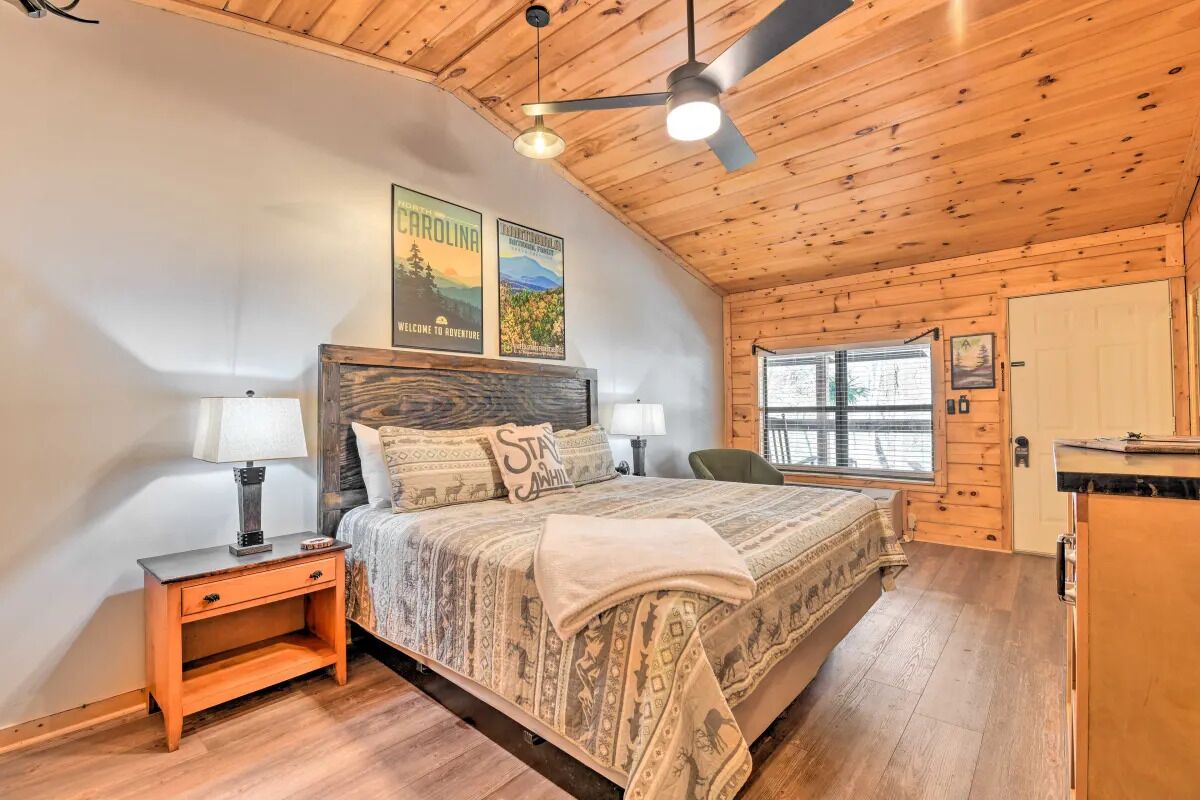 1 bedroom, free WiFi, bed sheets