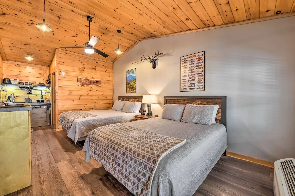 1 bedroom, free WiFi, bed sheets