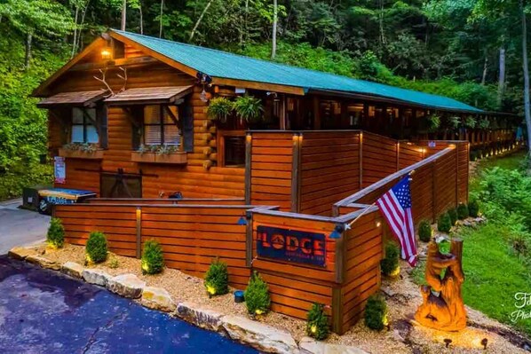 Exterior - The Lodge Nantahala River-Bryson City NC (Bryson City)