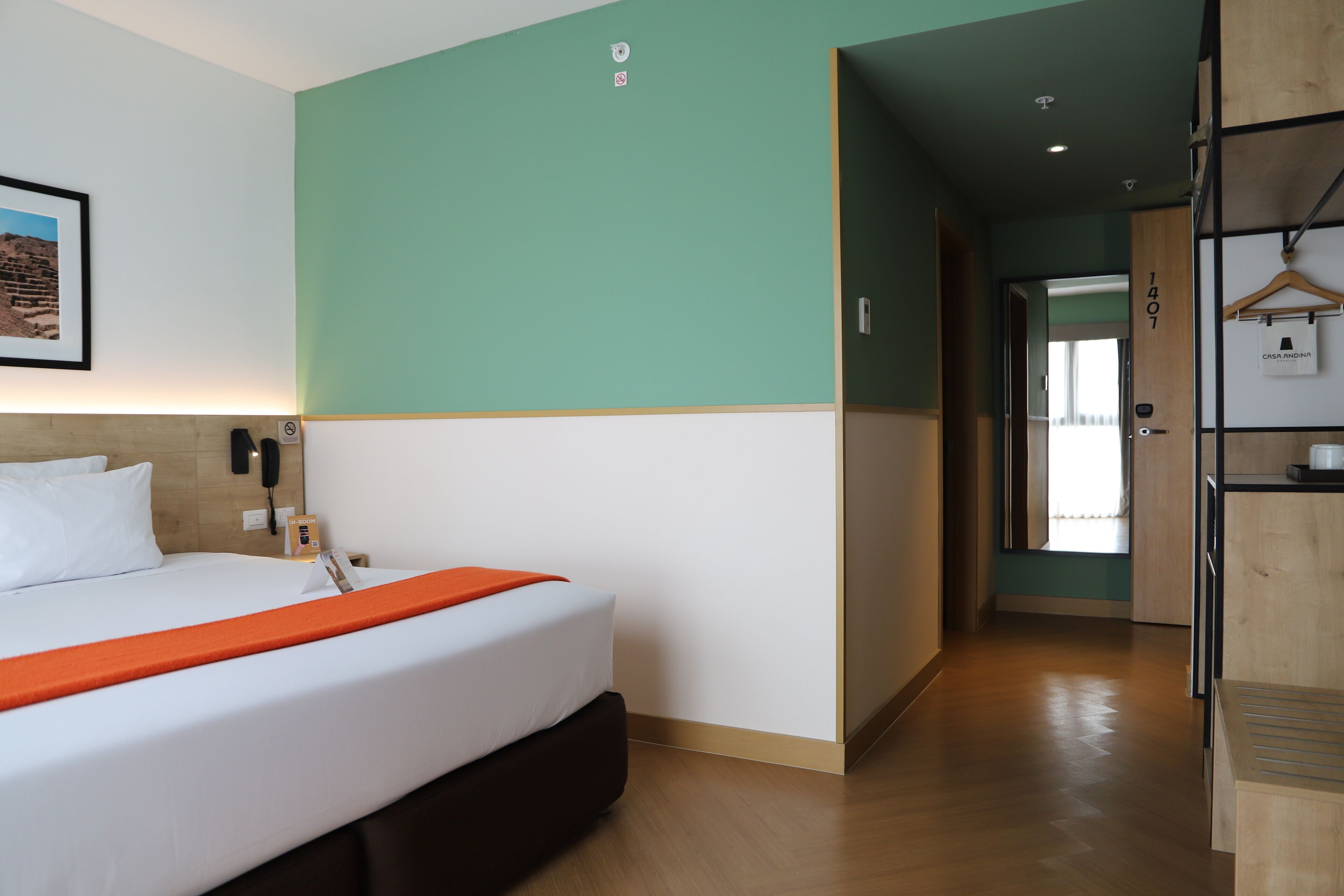 superior room, 1 king bed, accessible | in-room safe, desk, soundproofing, free wifi