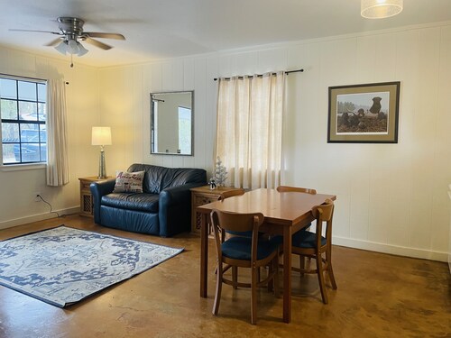 Peaceful country Apartment 