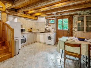 Réfrigérateur, micro-ondes, four, lave-vaisselle