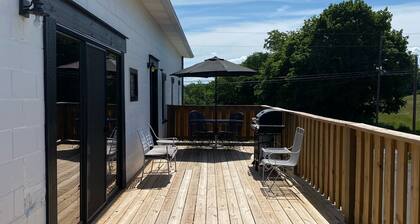 Brand New! 2 BR Barndominium apt just 15 minutes from Carlisle