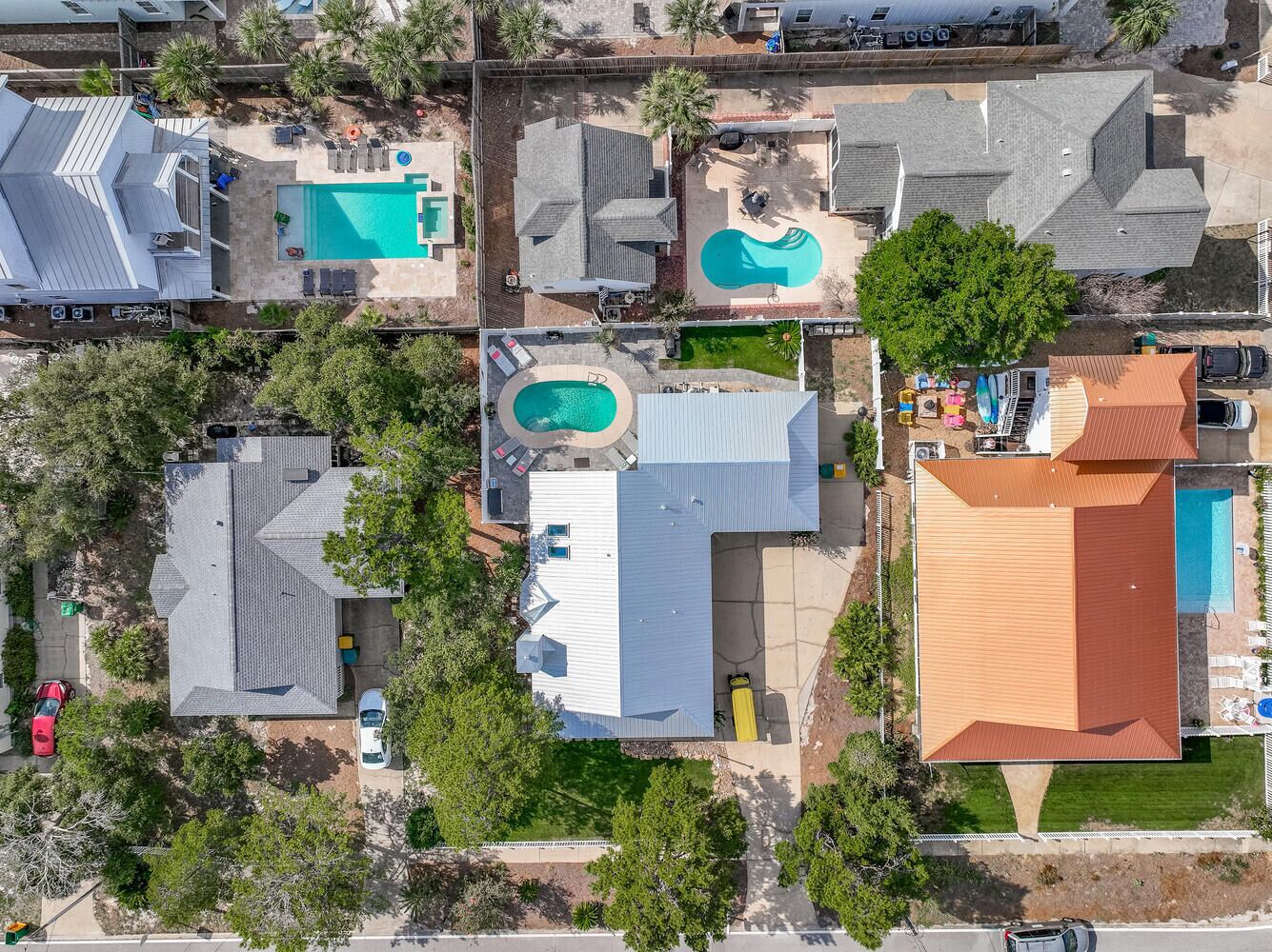 Parking! Golf Cart! Pool!