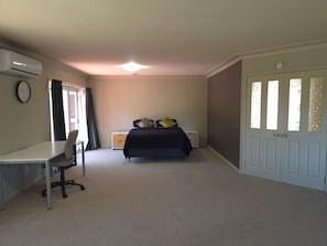 3 chambres, bureau, fer et planche à repasser, Wi-Fi gratuit